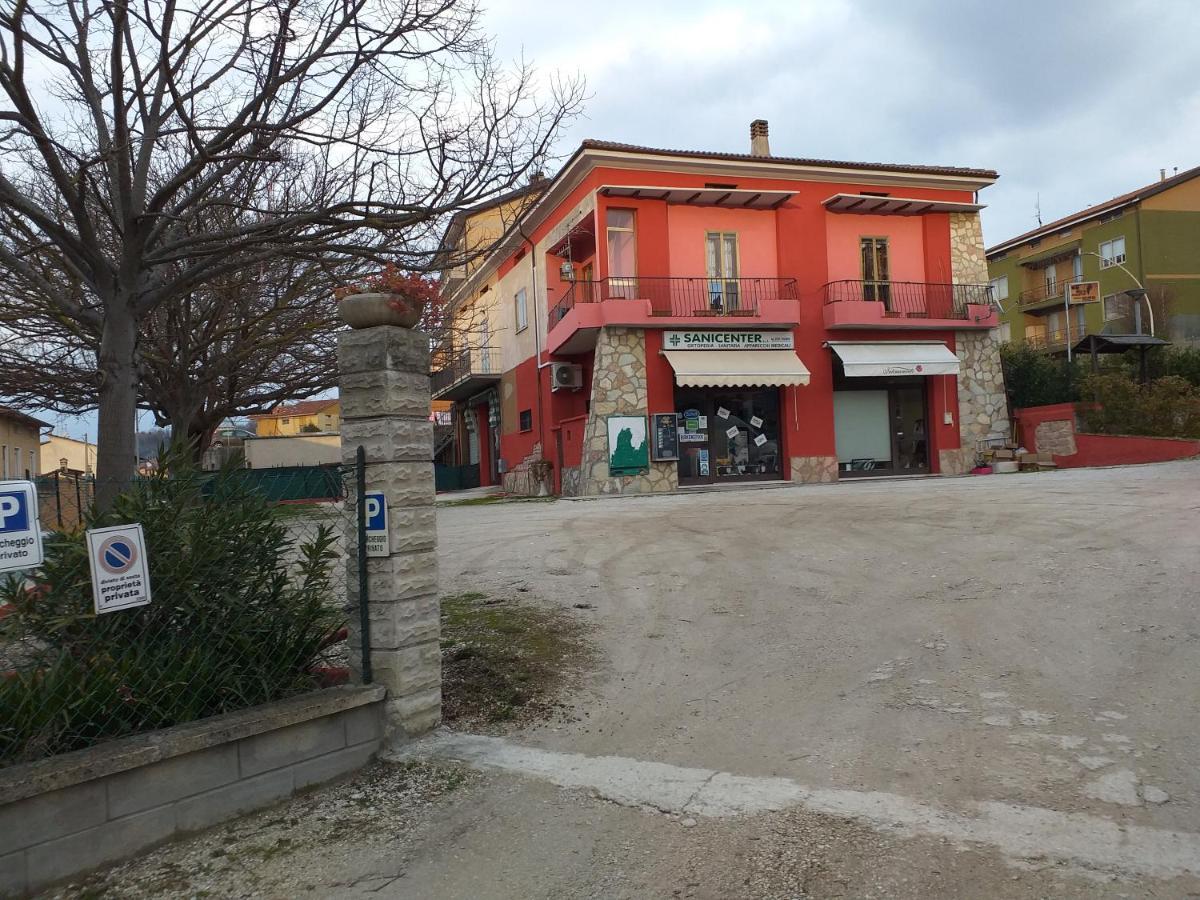 Bed & Breakfast La Rosa Rossa Cagli Eksteriør billede