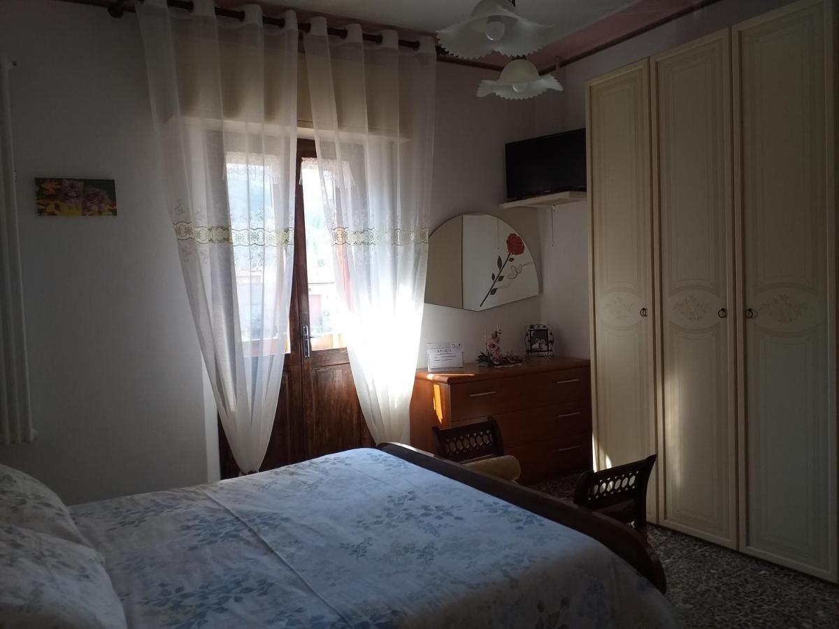 Bed & Breakfast La Rosa Rossa Cagli Eksteriør billede