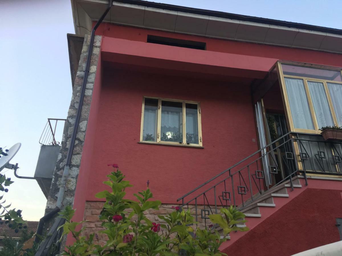 Bed & Breakfast La Rosa Rossa Cagli Eksteriør billede