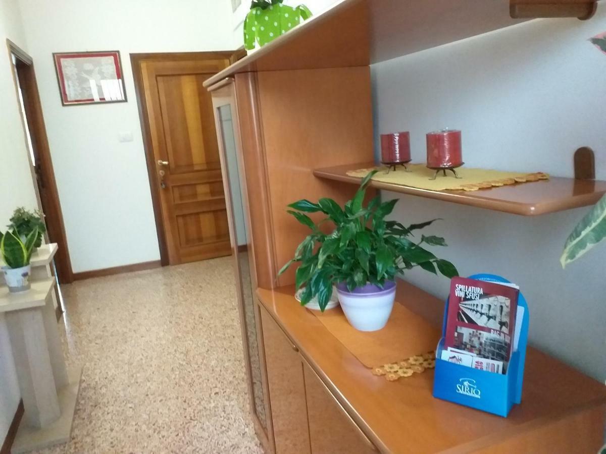 Bed & Breakfast La Rosa Rossa Cagli Eksteriør billede